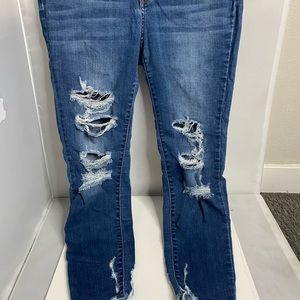 Judy Blue Jeans 👖 Skinny Fit Size 11/30 🔺SEE JUDY BLUE SIZE CHART🔺